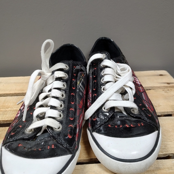 Coach shoes Size 8.5 - Picture 2 of 5